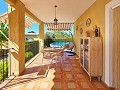 Villa with beautiful views in Caudete in Spanish Fincas