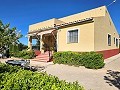 Villa with beautiful views in Caudete in Spanish Fincas