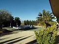 Magnifique villa avec piscine et jardin à Pinoso in Spanish Fincas