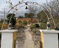 Villa avec 3 chambres, grande piscine et à pied de la ville in Spanish Fincas