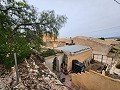 Gran casa de campo de 200 años de antigüedad con piscina in Spanish Fincas