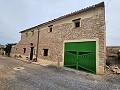 Grande maison de campagne de 200 ans avec piscine in Spanish Fincas