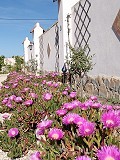 Villa mit unglaublicher Aussicht in einem kleinen Dorf nur wenige Minuten von Pinoso entfernt in Spanish Fincas