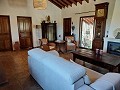 Villa with incredible views in a small village minutes away from Pinoso in Spanish Fincas