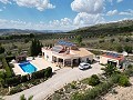 Maison de 3 chambres avec 15kw solaire avec de grandes pièces in Spanish Fincas