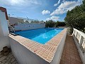 Casa de 4 dormitorios y 1 baño con piscina de balsa y parcela de tamaño razonable in Spanish Fincas