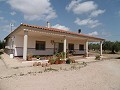 Grande villa à 4 km de Yecla in Spanish Fincas