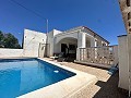 Casa de campo con piscina e increibles vistas en Sax in Spanish Fincas