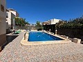 Schöne Villa mit 3 Schlafzimmern und privatem Pool in Spanish Fincas