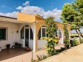 Maison de campagne magnifiquement préservée dans un superbe emplacement à Yecla in Spanish Fincas