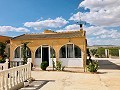 Maison de campagne magnifiquement préservée dans un superbe emplacement à Yecla in Spanish Fincas