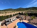 Schöne Villa mit 4 Schlafzimmern und 3 Bädern in Spanish Fincas