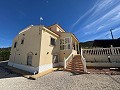 Schöne Villa mit 4 Schlafzimmern und 3 Bädern in Spanish Fincas