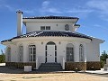 Superbe villa individuelle avec piscine à Pinoso in Spanish Fincas