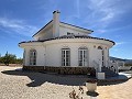 Superbe villa individuelle avec piscine à Pinoso in Spanish Fincas