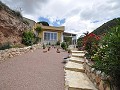 Maison en partie troglodyte modernisée dans les montagnes in Spanish Fincas