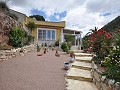 Casa cueva modernizada en las montañas in Spanish Fincas