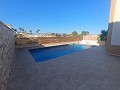 Increíble Villa de 3 Dormitorios y 2 Baños en El Reloj Fortuna con Piscina Privada in Spanish Fincas