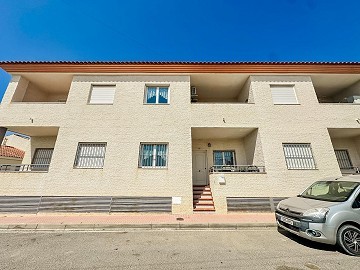 Impresionante casa de pueblo, completamente amueblada en Salinas