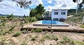 Villa à pied de la ville avec piscine in Spanish Fincas