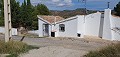 Villa con Piscina cerca del pueblo in Spanish Fincas