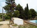 Villa à pied de la ville avec piscine in Spanish Fincas