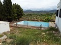 Gehen Sie in die Stadt Villa mit Pool in Spanish Fincas