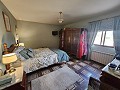 Hervorragendes, hochwertiges 5-Schlafzimmer-Haus mit eingezäuntem Bereich in Spanish Fincas