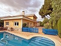 Villa de 7 chambres et 4 salles de bains à Elda in Spanish Fincas