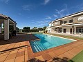 Superbe demeure avec piscine privée, terrain de sport et espace barbecue in Spanish Fincas