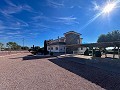 Superbe demeure avec piscine privée, terrain de sport et espace barbecue in Spanish Fincas