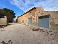 Huge country House to Renovate in Spanish Fincas