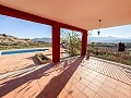 Encantadora Villa de 4 Dormitorios con Impresionantes Vistas Panorámicas in Spanish Fincas